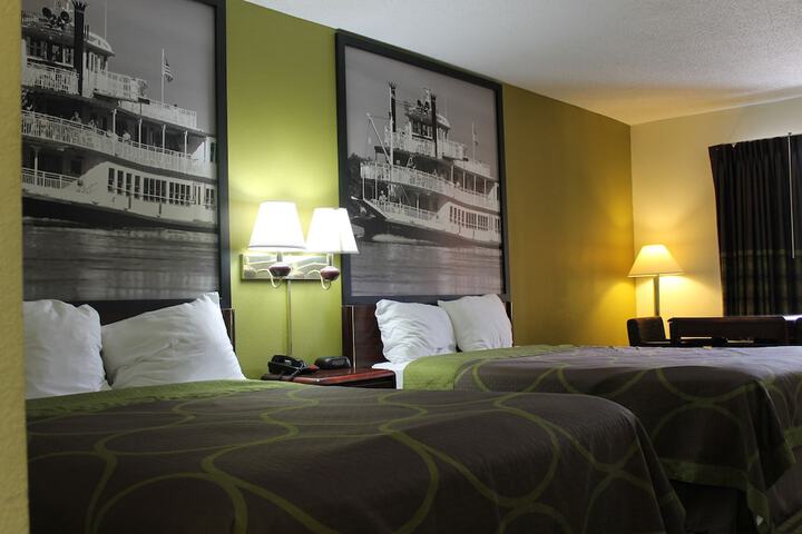 Room 17 of 25