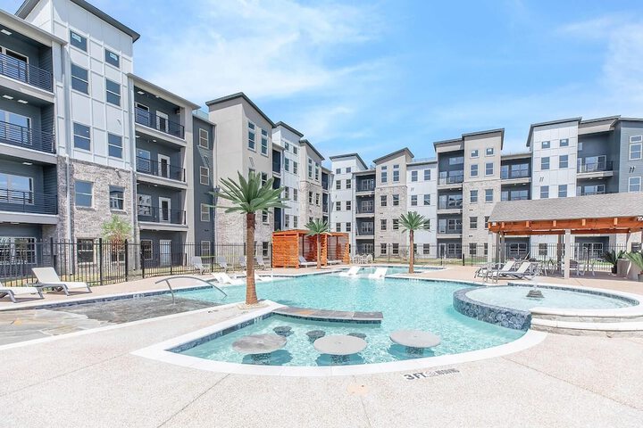 Landing Furnished Apartments - Midlothian