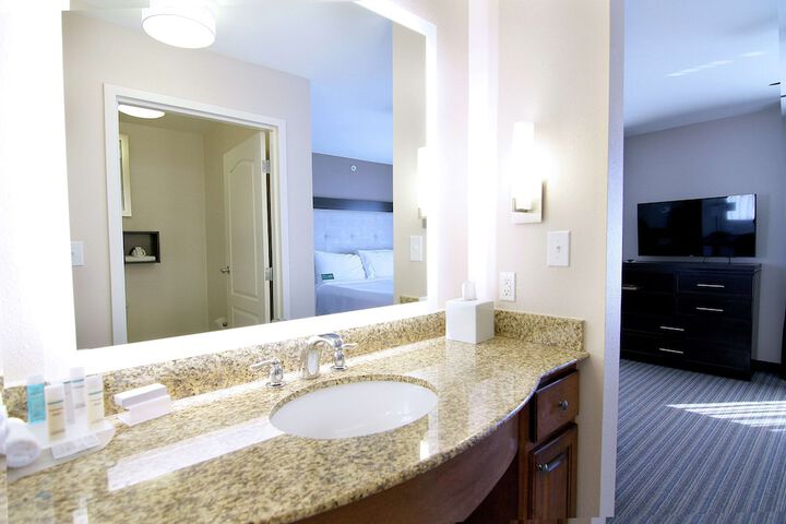 Homewood Suites by Hilton Fargo