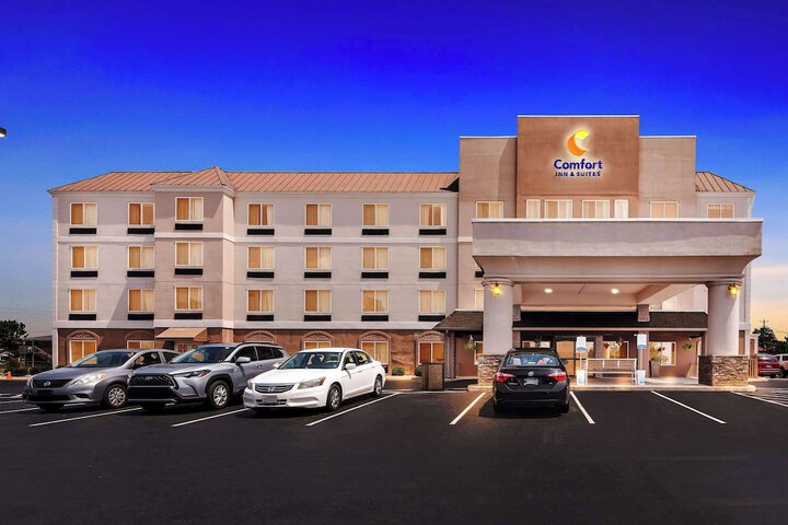 Comfort Inn & Suites Heath - Newark South