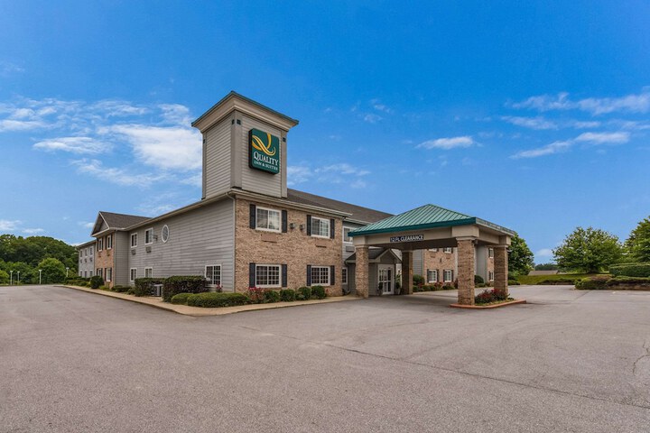 Hotel 6 of 79
