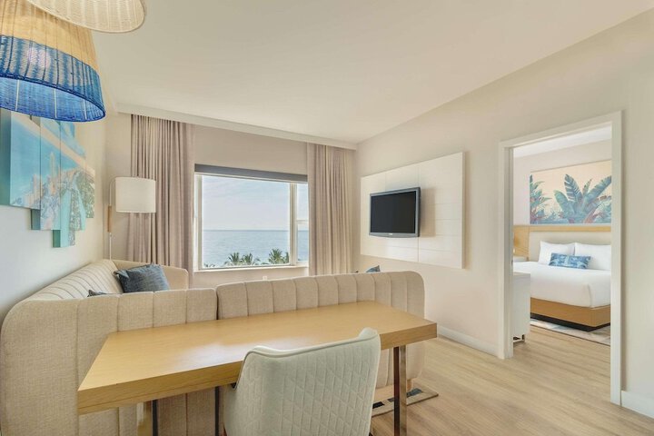 Room 46 of 87
