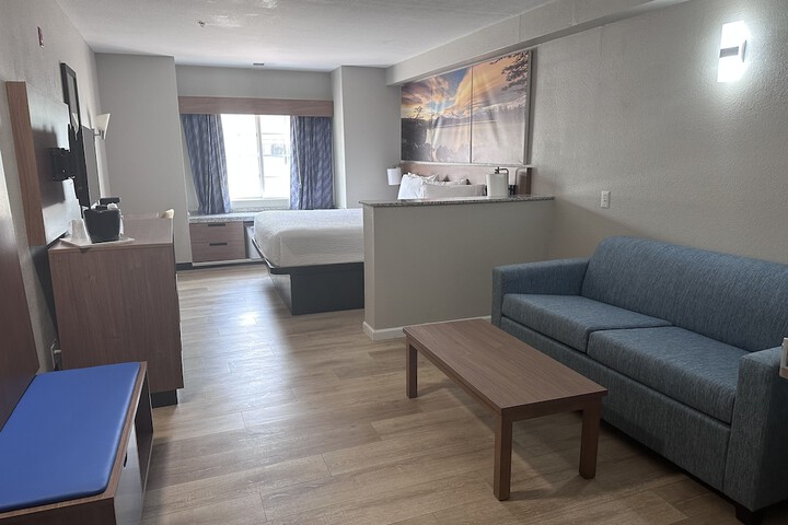 Room 22 of 28
