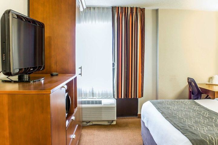 Comfort Inn Fayetteville near Fort Bragg