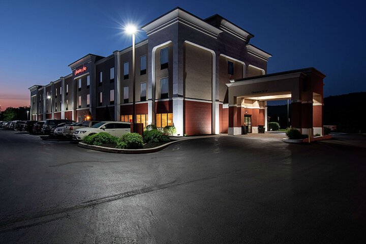 Hotel 4 of 94
