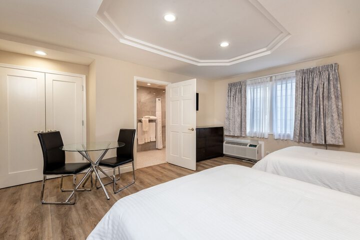 Room 15 of 21