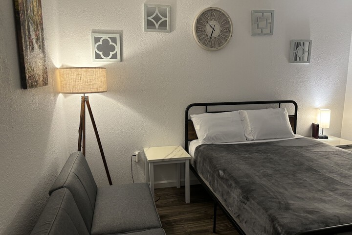 Room 127 of 158