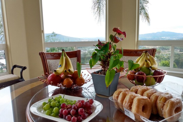 Sunshine Mountain Bed and Breakfast