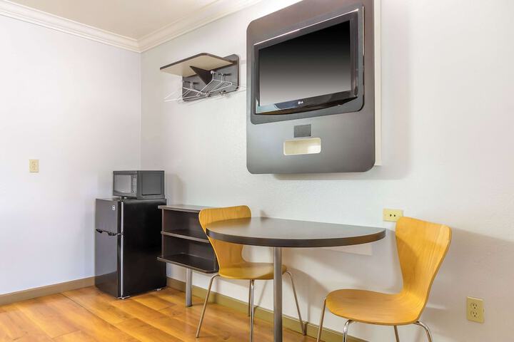 Room 21 of 26