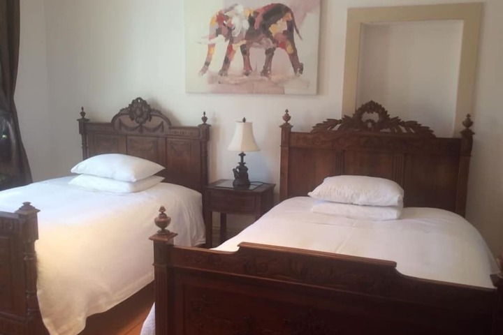 Ile De Garde B & B