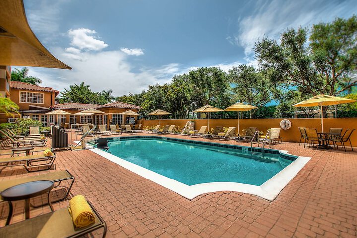 Pool 4 of 42