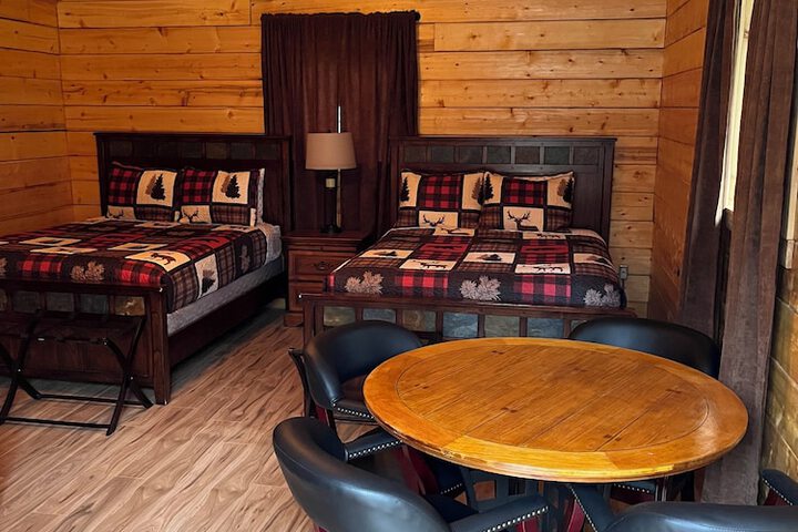 Carlo Creek Cabins