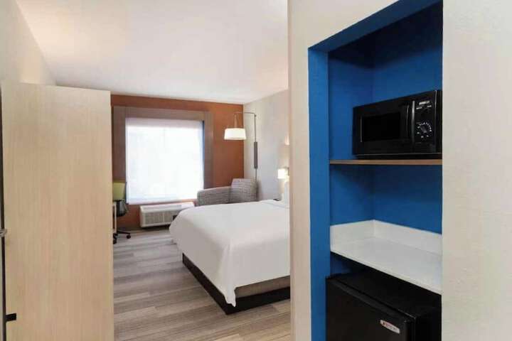 Holiday Inn Express Hotel & Suites Magee by IHG