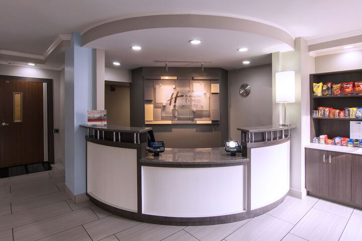 Hotel Interior 9 of 31