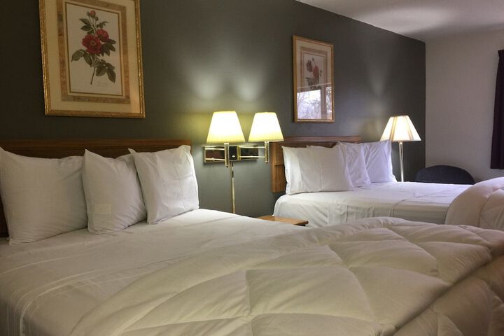 Room 19 of 34