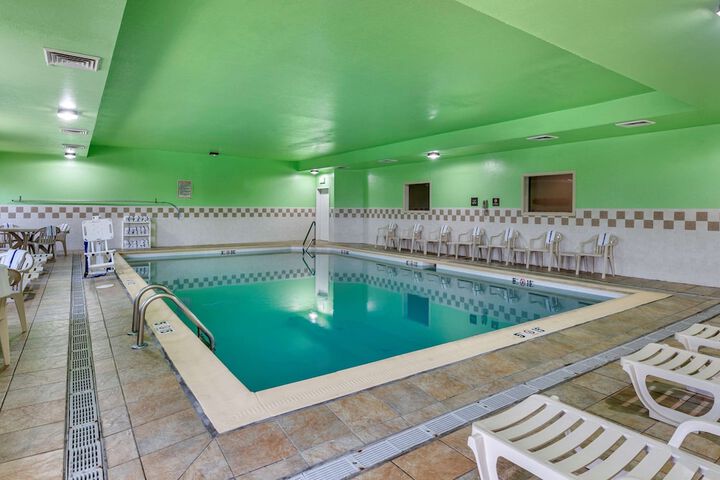 Comfort Inn & Suites Lawrenceburg