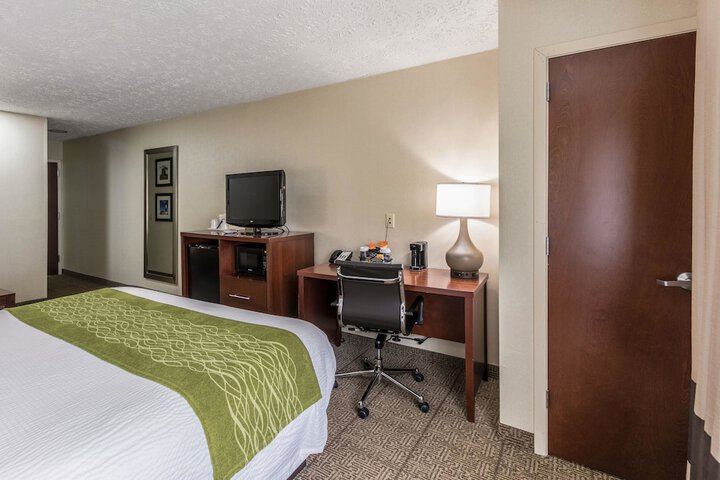 Room 15 of 35