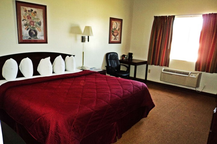 Room 16 of 25