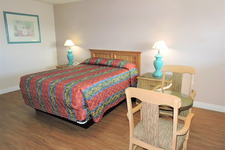 Room 5 of 32