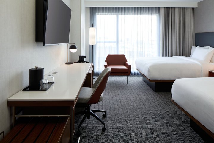 Courtyard by Marriott Montreal Laval