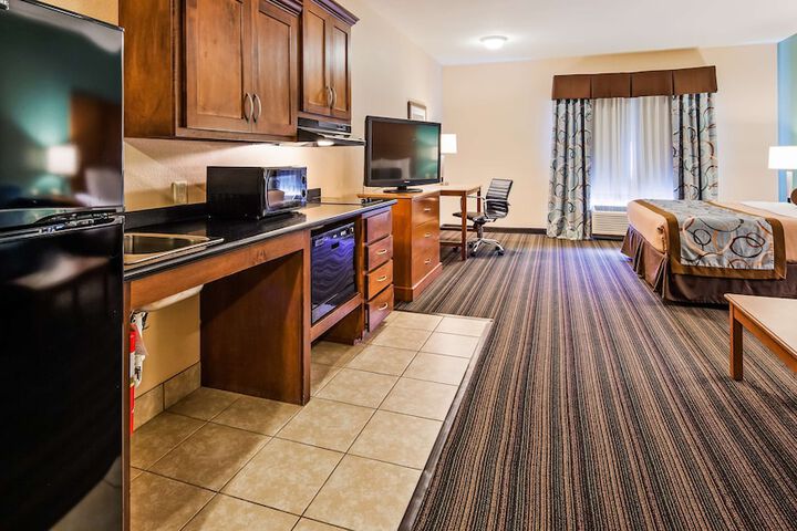 Room 8 of 20