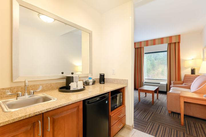 Room 14 of 24