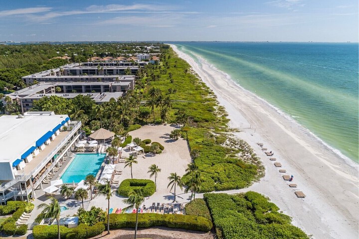 Sundial Beach Resort & Spa