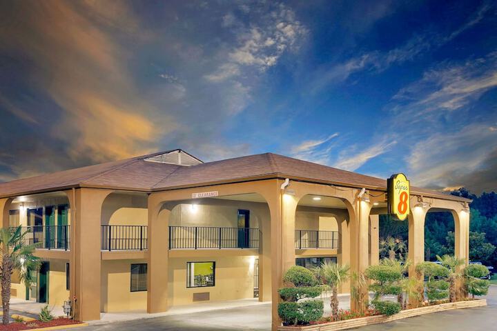 Hotel 2 of 15