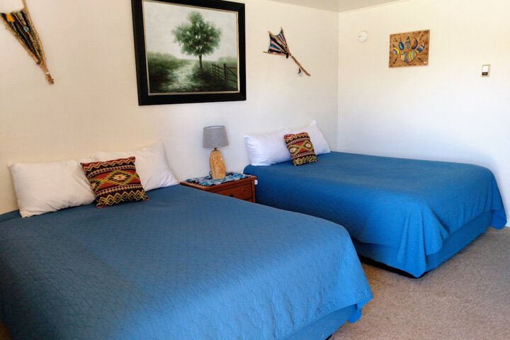 Room 25 of 38