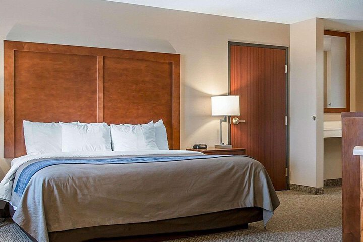 Room 8 of 25