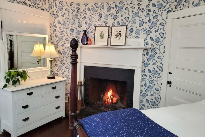 Room 34 of 91