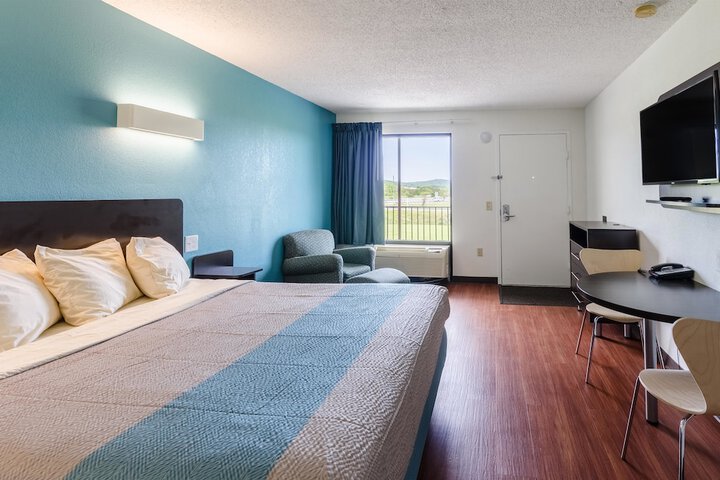 Room 19 of 31