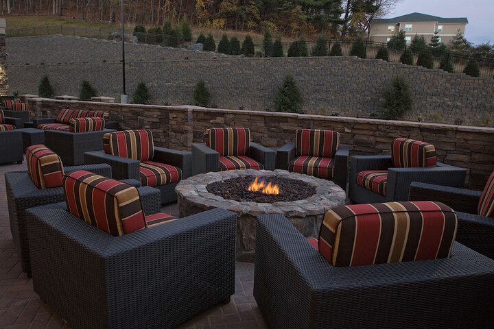 Hampton Inn & Suites Boone