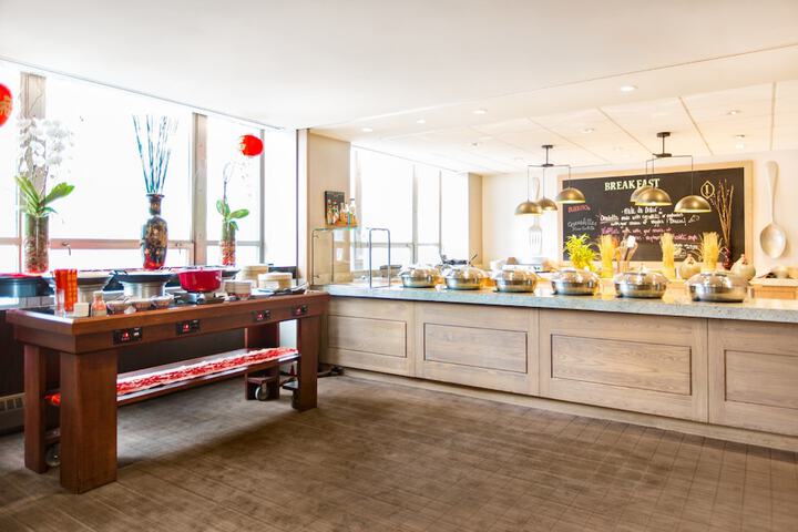 Breakfast/Coffee Service 113 of 129