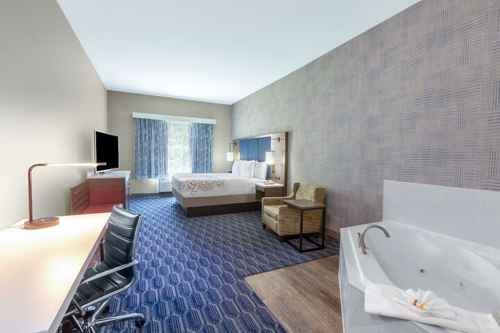 Room 19 of 47
