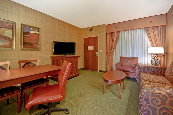 Room 14 of 62