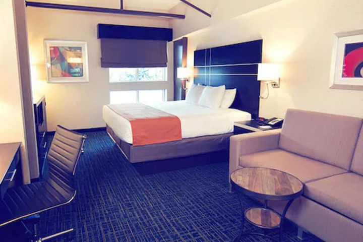 Warehouse Hotel