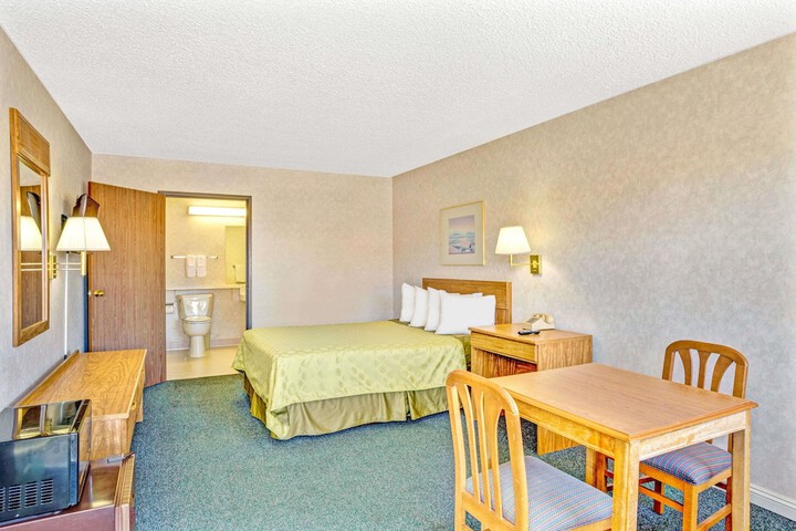 Days Inn by Wyndham Carson City
