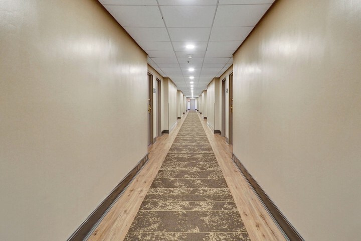 Holiday Inn Piscataway Somerset by IHG