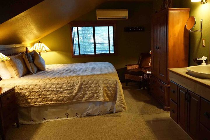 Room 20 of 150