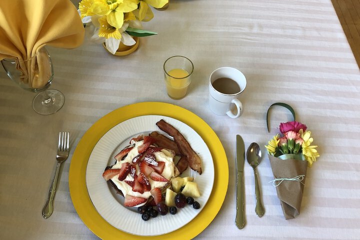 Breakfast/Coffee Service 122 of 140