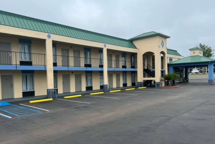 Hotel 2 of 15