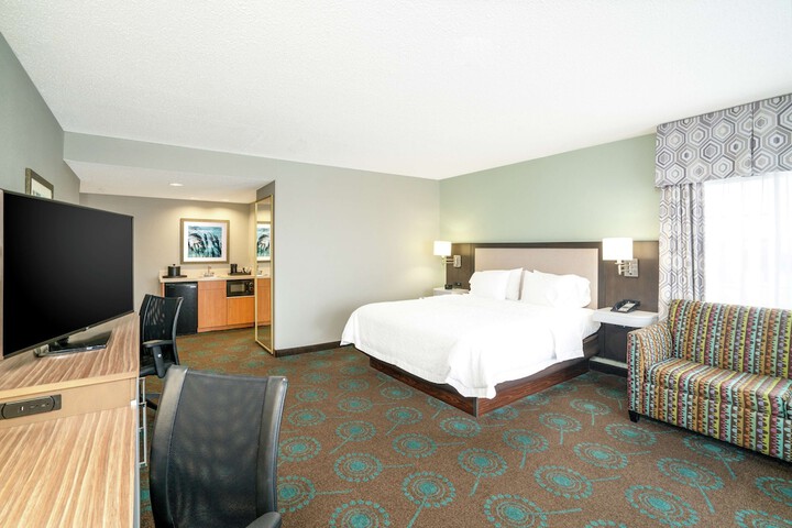 Hampton Inn & Suites Chincoteague Waterfront