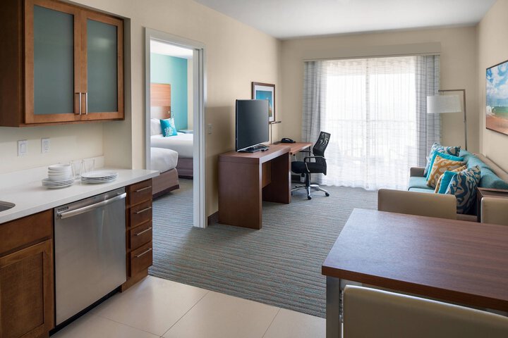 Room 35 of 66