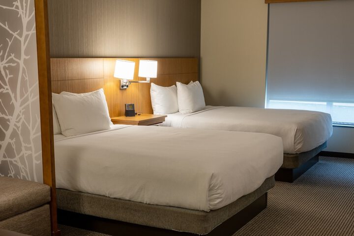 Room 15 of 32