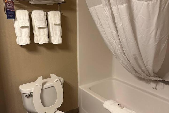 Room 19 of 46