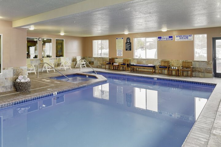 Yellowstone Park Hotel