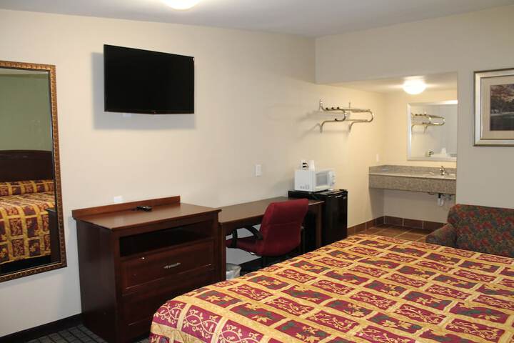 Room 5 of 21
