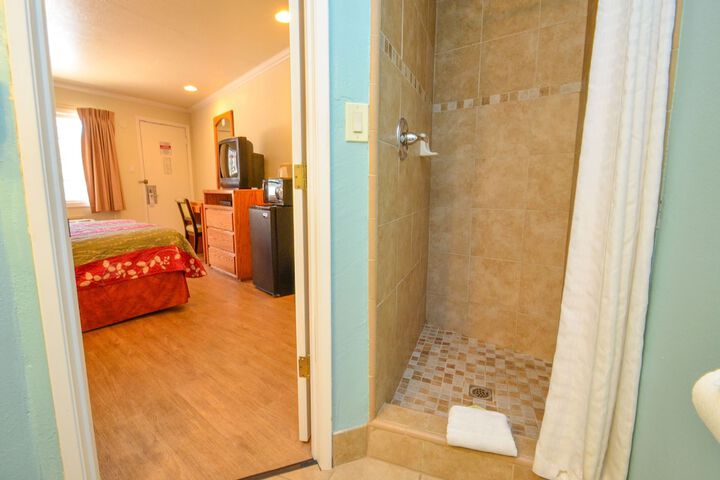Room 20 of 35