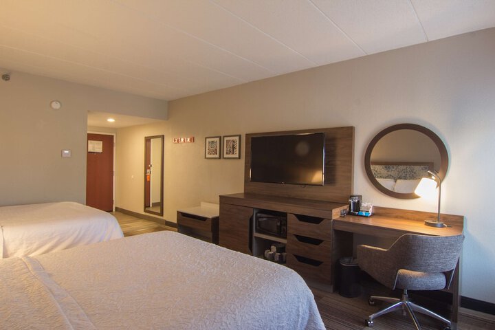 Room 19 of 37